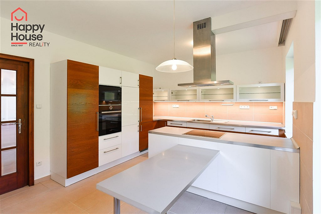 Pronájem kanceláře 365 m² — photo 4