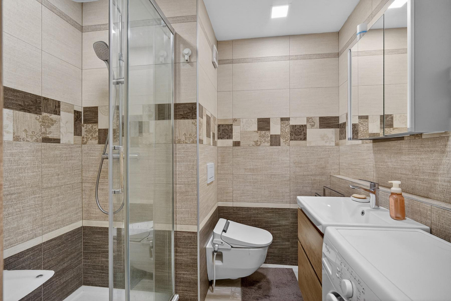 Pronájem bytu 2+kk 45 m² — photo 3