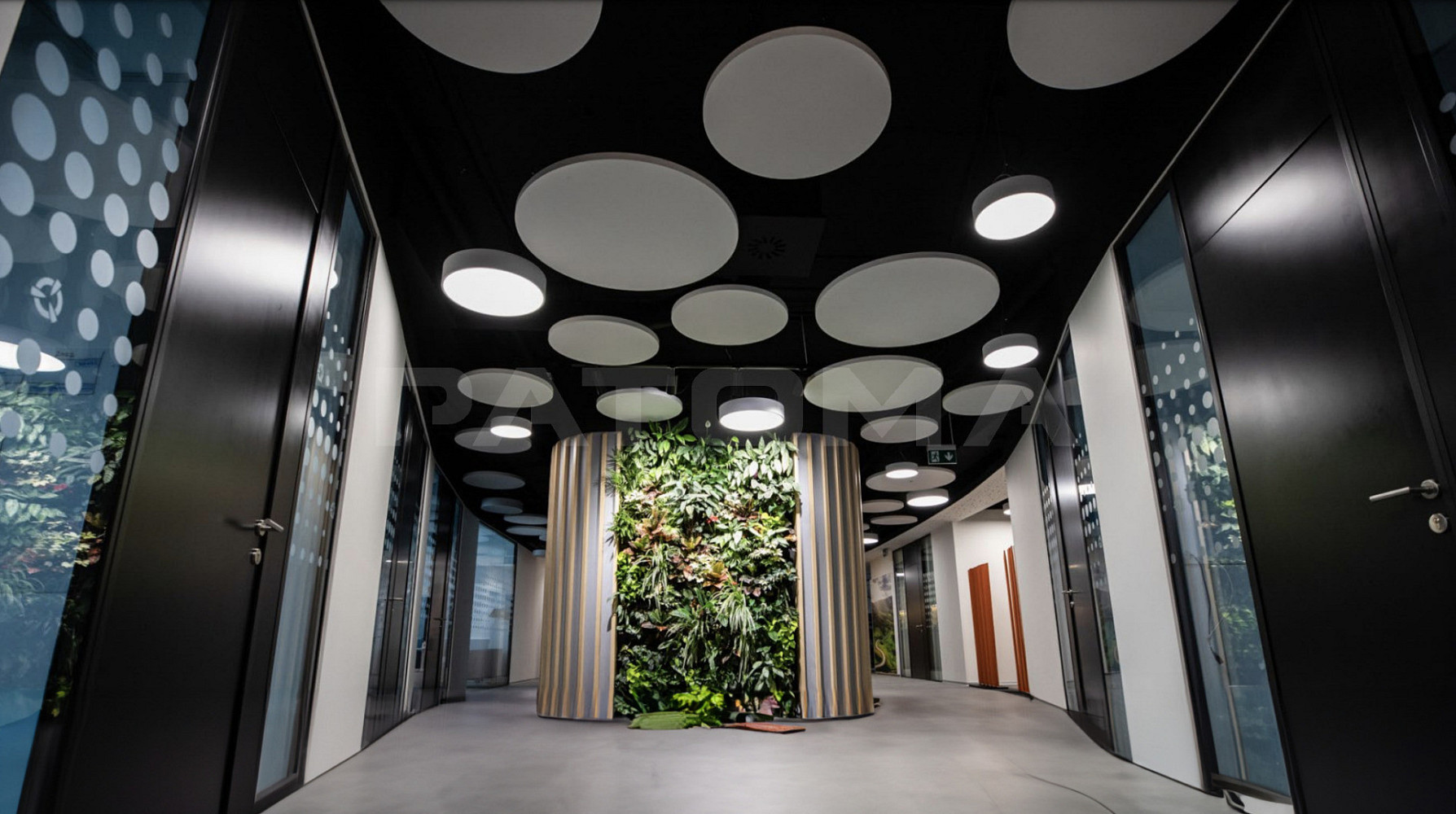 Pronájem kanceláře 902 m² – fotografie 5