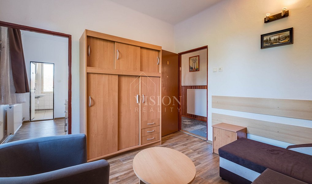 Prodej ubytovacího objektu 1 050 m², Varvažov – náhled fotky 8