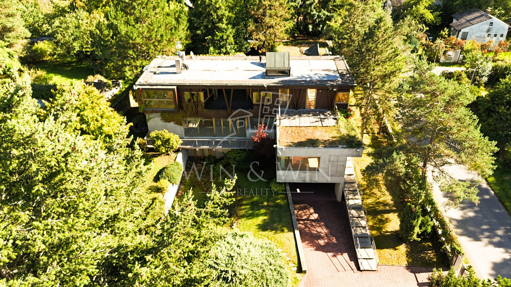 Prodej domu 477 m² s pozemkem 1 644 m² – fotografie 2
