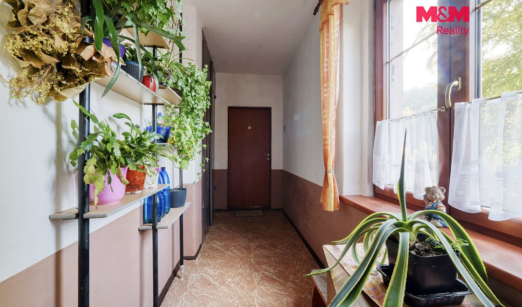 Prodej domu 247 m² s pozemkem 1 456 m², Loket – náhled fotky 11