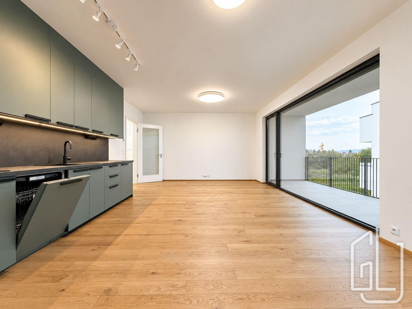 Pronájem bytu 3+kk 100 m²