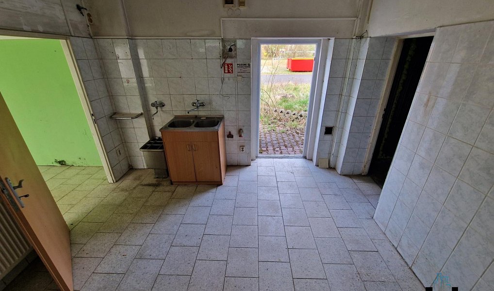Pronájem obchodních prostor 80 m², Litvínov – náhled fotky 8
