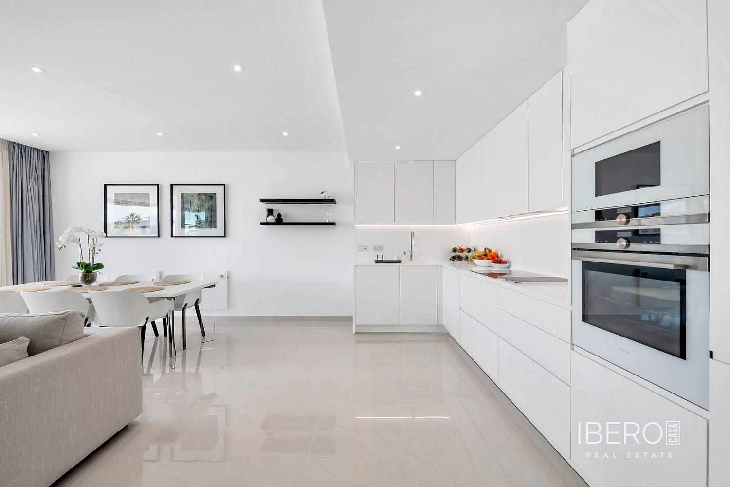 Piso 3+kk – Estepona, Barriada Islas Canarias - Más