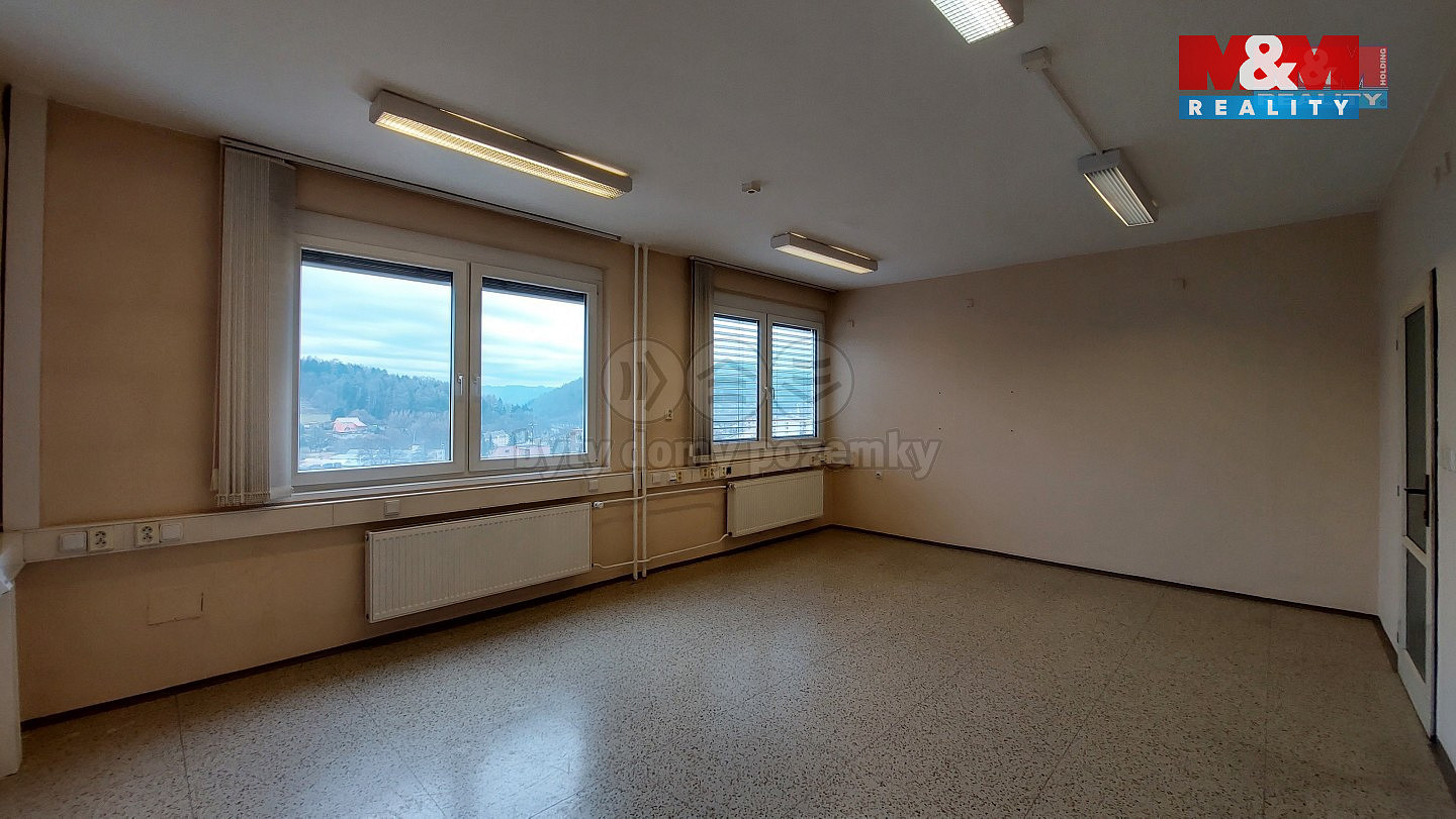 Pronájem kanceláře 13 m² — photo 2