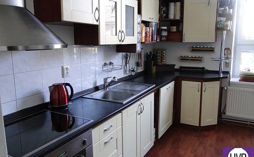 Prodej bytu 2+1 64 m², Plzeňská, Králův Dvůr - Počaply, okres Beroun