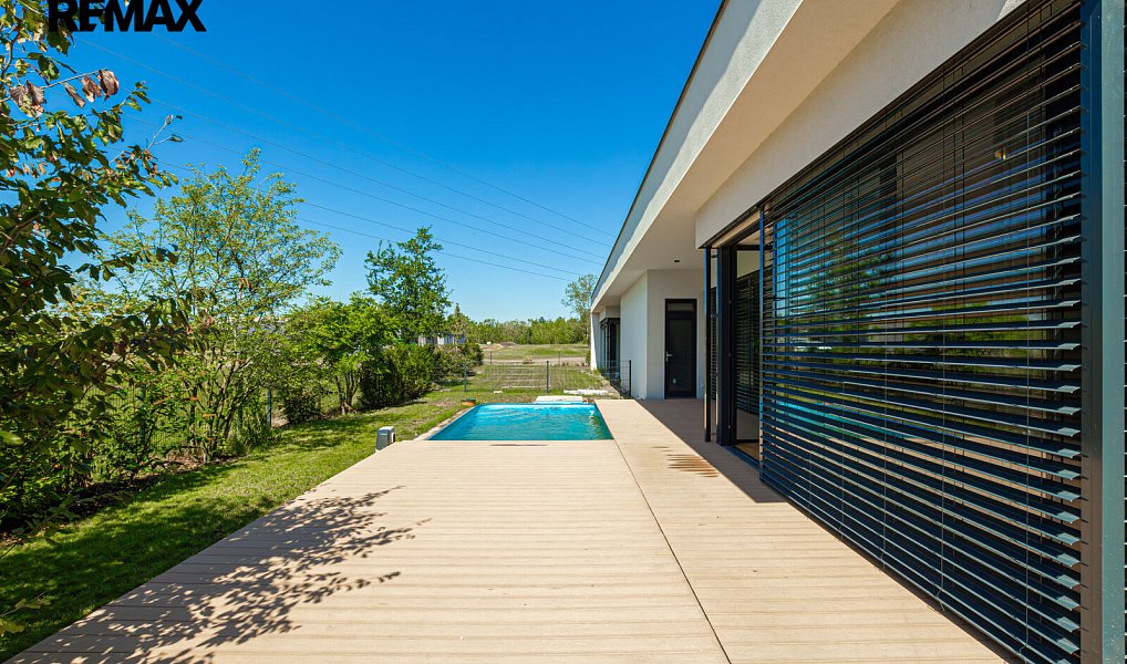 Prodej domu 124 m² s pozemkem 548 m², Nehvizdy – náhled fotky 2