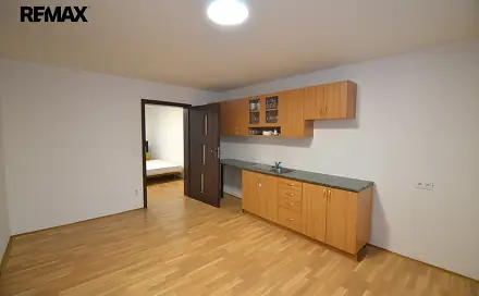 Pronájem bytu 2+kk 42 m², Čelakovského, Olomouc - Černovír