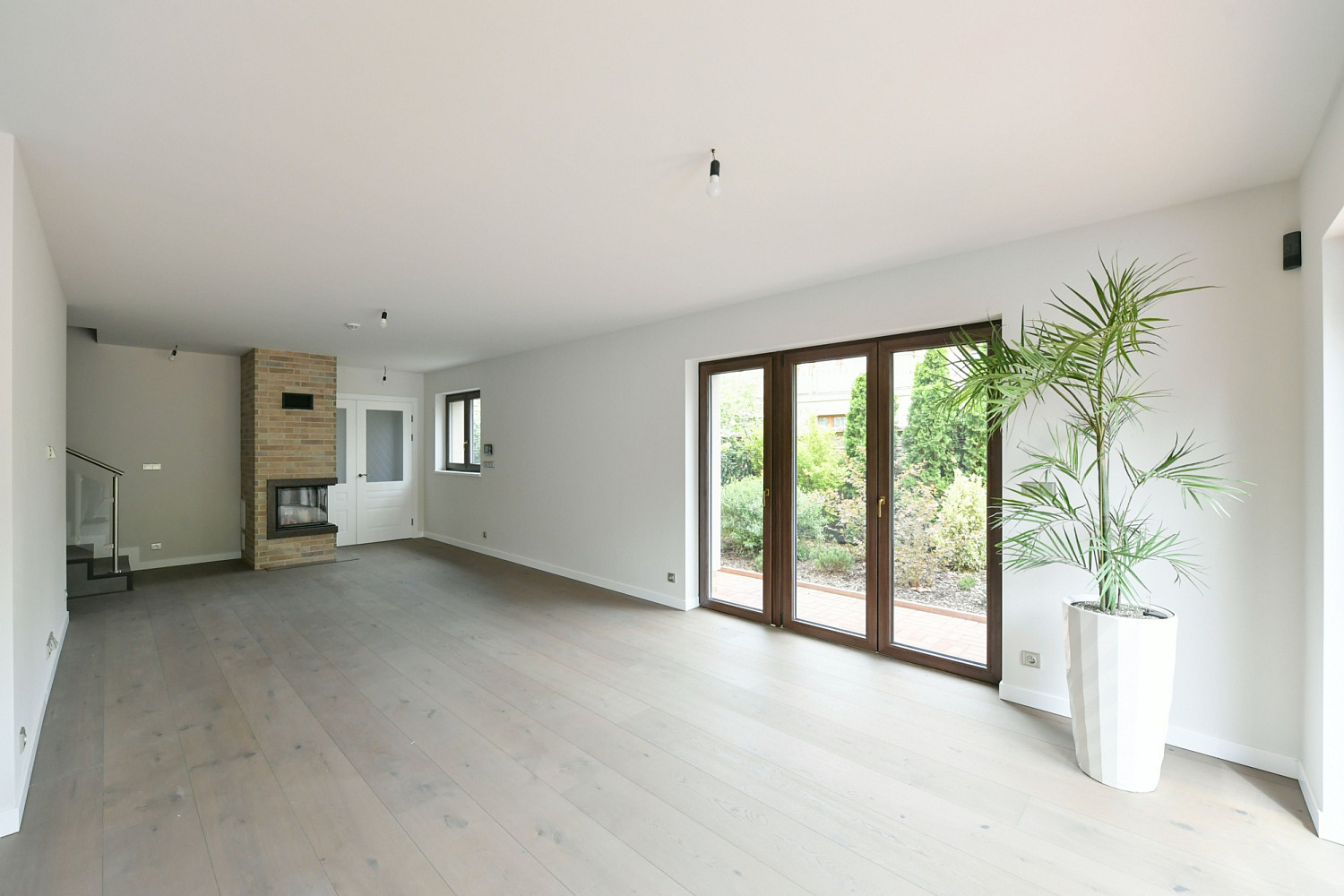 Pronájem domu 184 m² s pozemkem 432 m² – fotografie 4