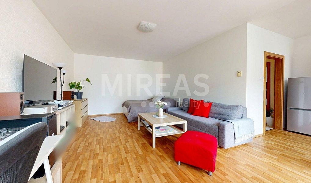 Prodej bytu 2+kk 69 m², Milovice – náhled fotky 8