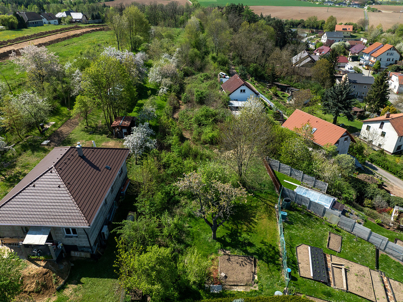 Prodej stavebního pozemku 2 723 m²