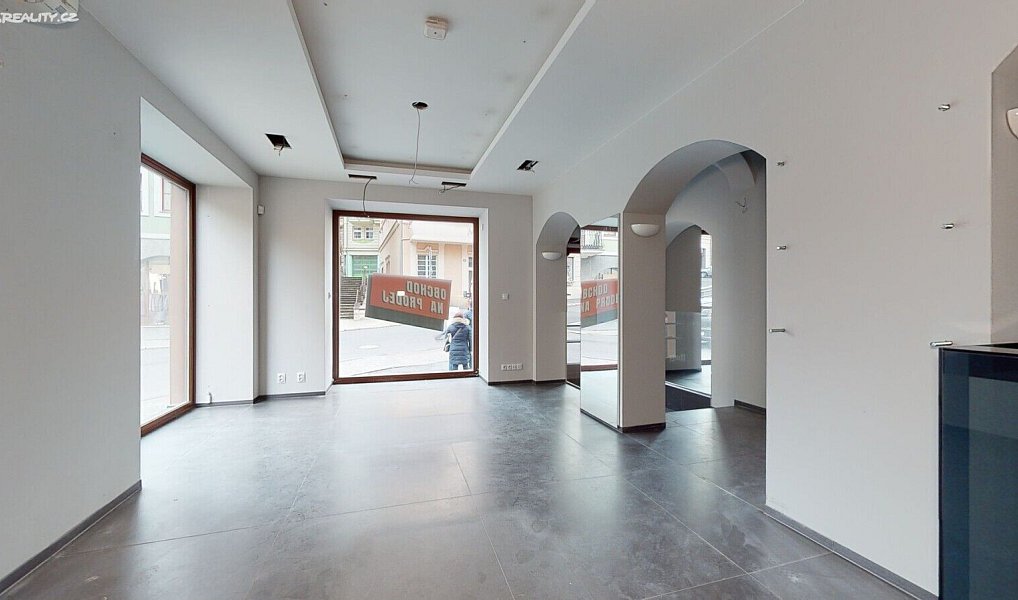 Prodej obchodních prostor 150 m², Karlovy Vary – náhled fotky 3