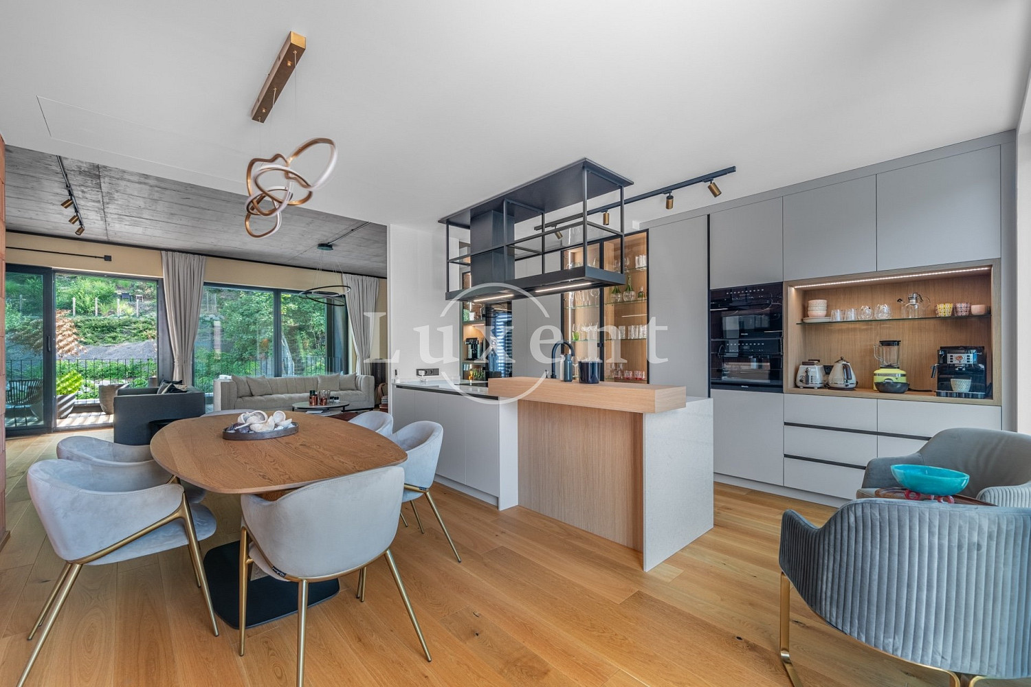 Prodej bytu 4+kk 191 m² – fotografie 2
