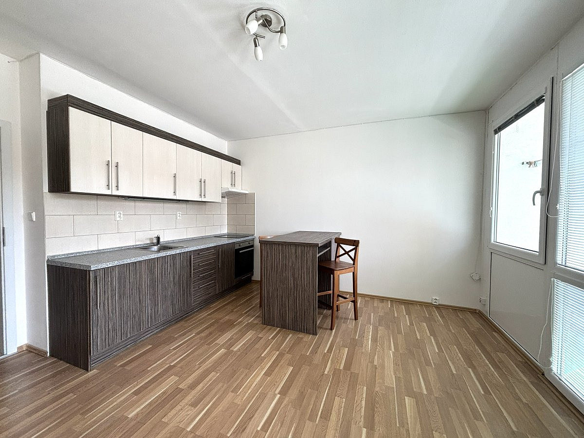 Pronájem bytu 1+kk 27 m²