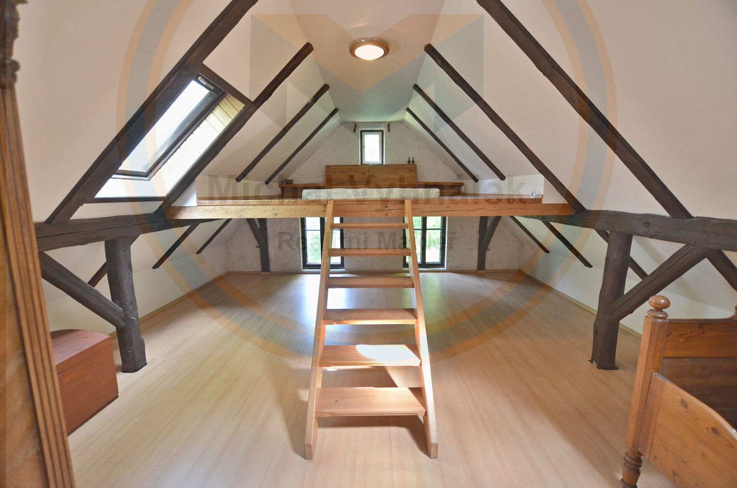 Prodej chaty/chalupy 195 m² s pozemkem 1 932 m² — photo 3