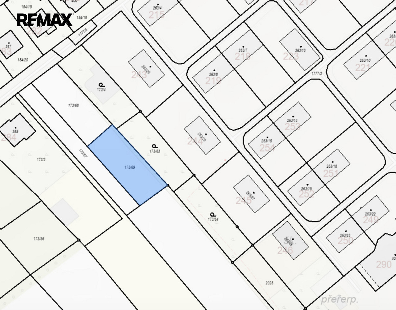 Prodej stavebního pozemku 679 m² – fotografie 3