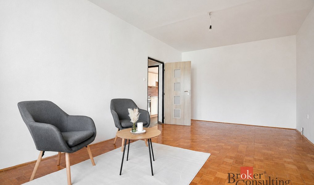 Pronájem bytu 2+1 59 m², Děčín – náhled fotky 2