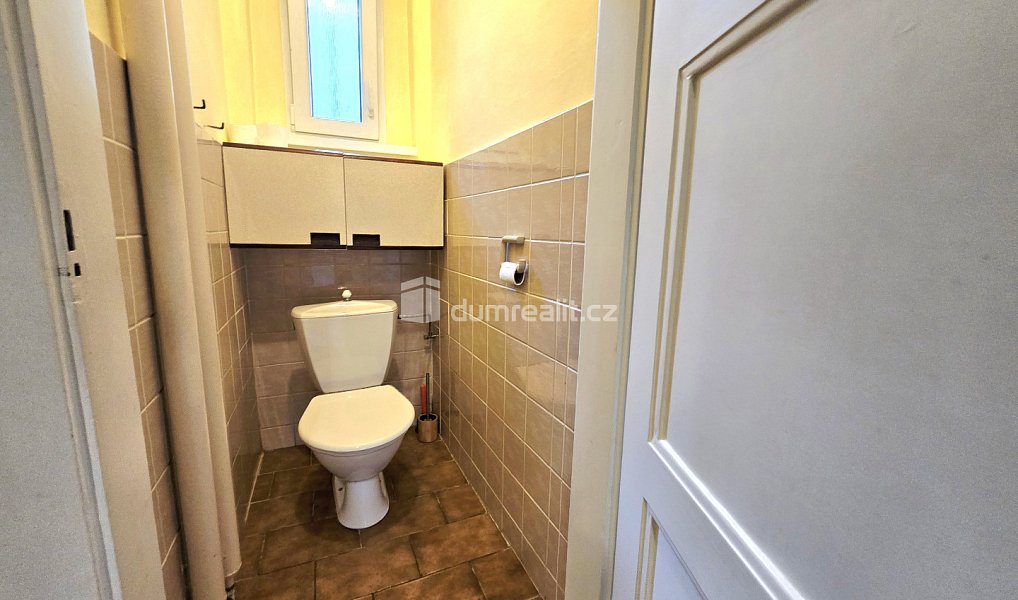 Prodej bytu 3+1 90 m², Praha – náhled fotky 16