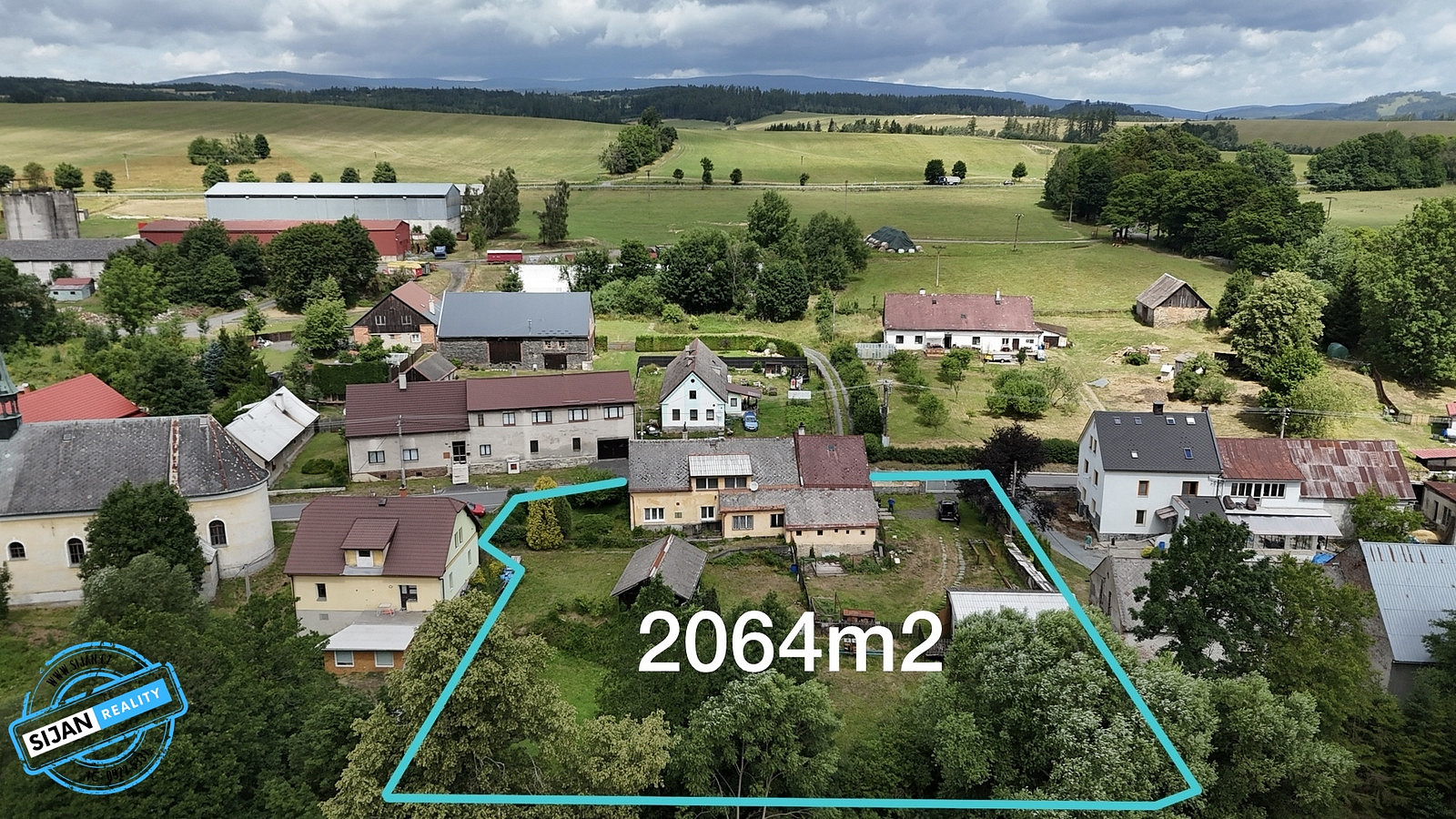 Prodej domu 205 m² s pozemkem 2 064 m²