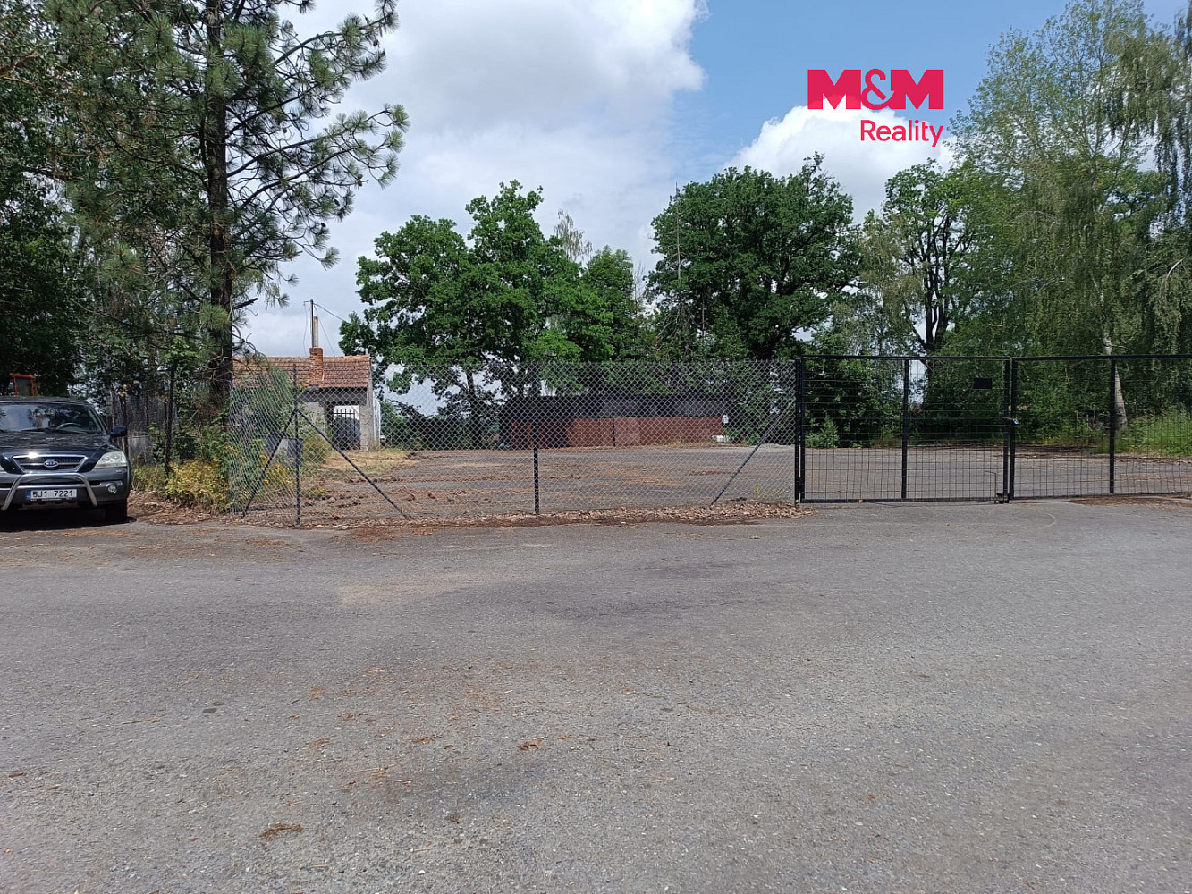 Pronájem komerčního objektu (jiného typu) 1 600 m² – fotografie 3
