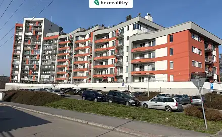 Prodej bytu 1+kk 26 m², Nademlejnská, Praha 9 - Hloubětín