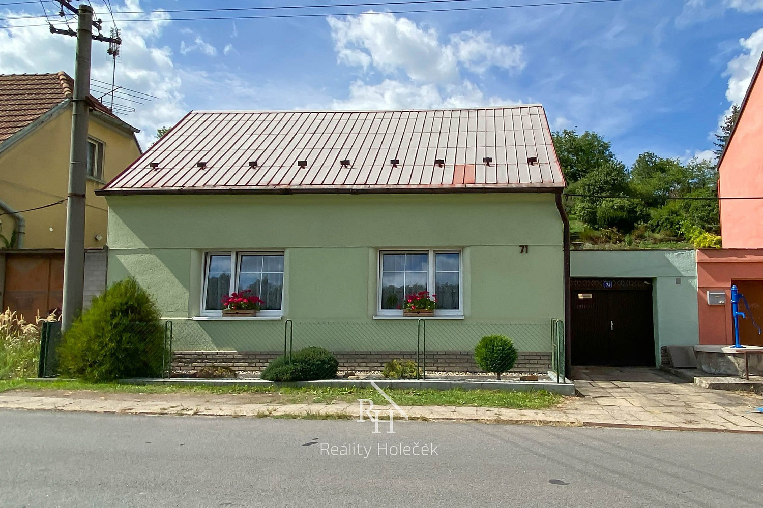 Prodej domu 68 m² s pozemkem 1 027 m² – fotografie 3