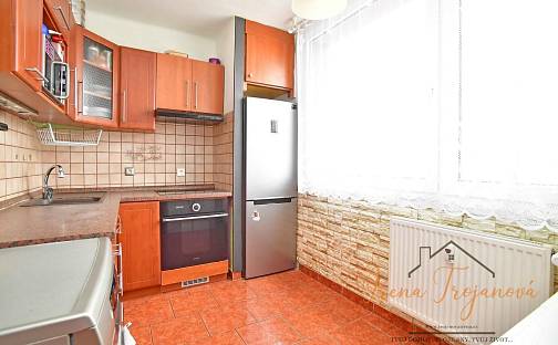 Prodej bytu 3+1 56 m², Komenského, Vlašim, okres Benešov