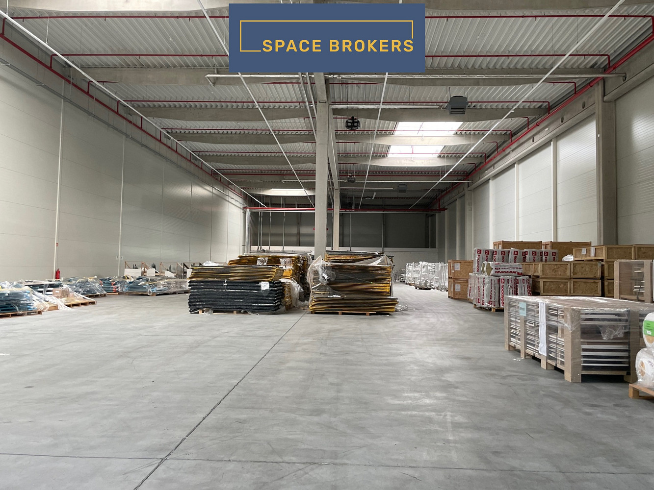 Pronájem skladovacích prostor 1 589 m² – fotografie 4