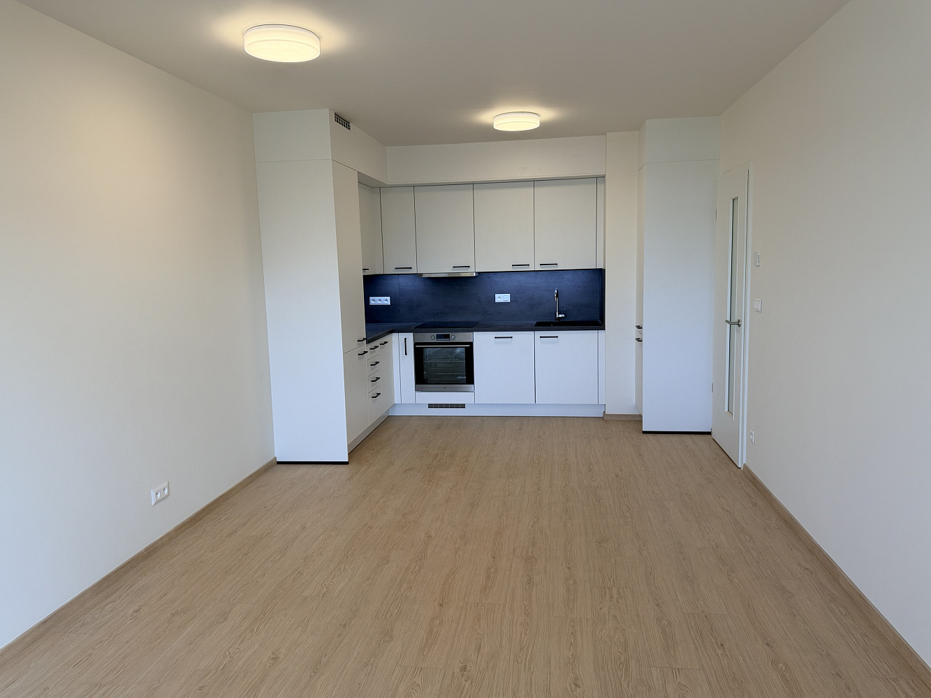 Pronájem bytu 3+kk 65 m² – fotografie 4