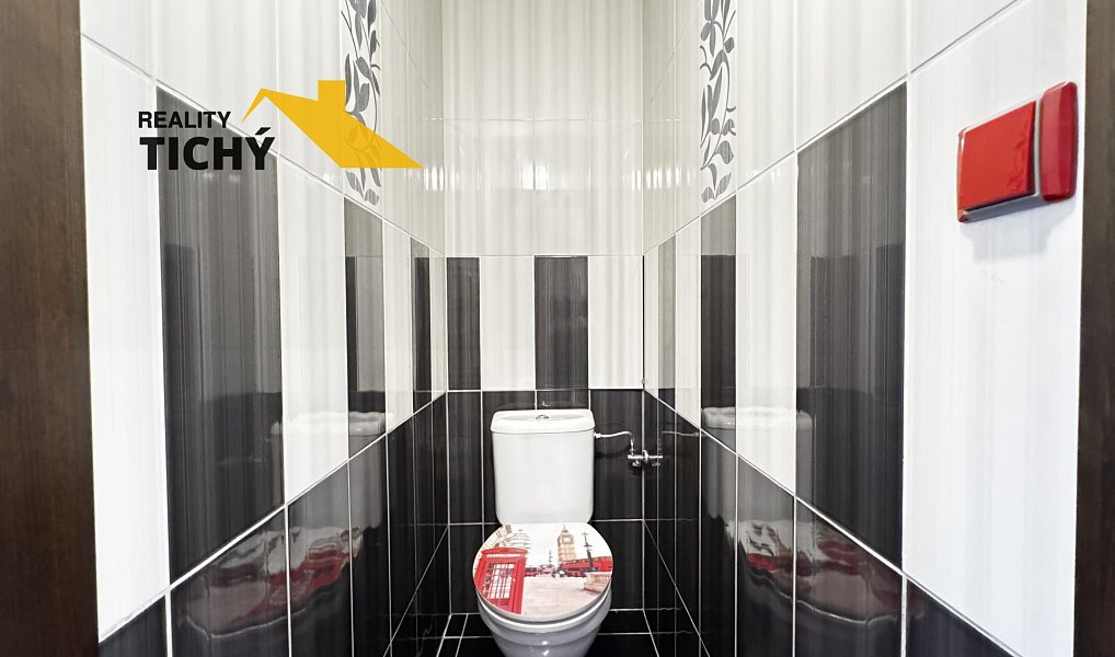 Prodej bytu 3+1 70 m², Hronov – náhled fotky 23