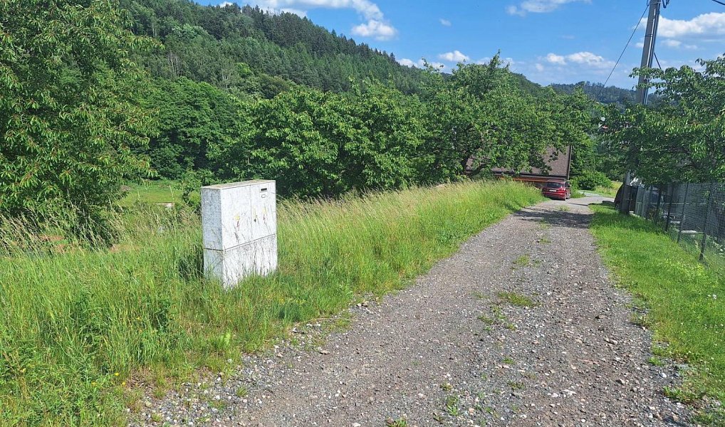 Prodej stavebního pozemku 2 318 m², Malé Svatoňovice – náhled fotky 13