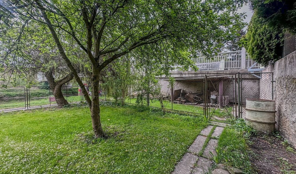 Prodej domu 250 m² s pozemkem 514 m², Staňkov – náhled fotky 8
