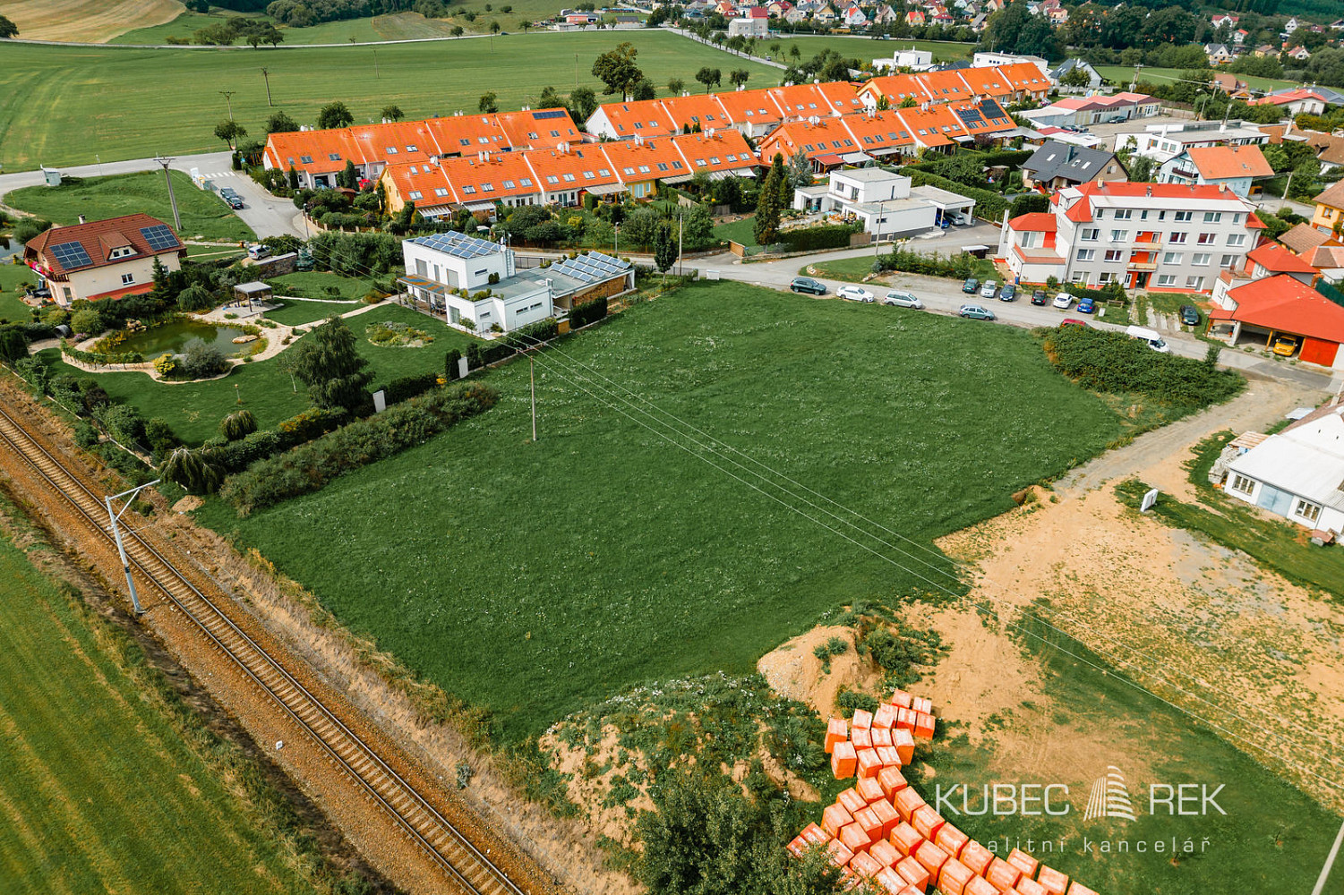 Prodej stavebního pozemku 1 732 m² – fotografie 5