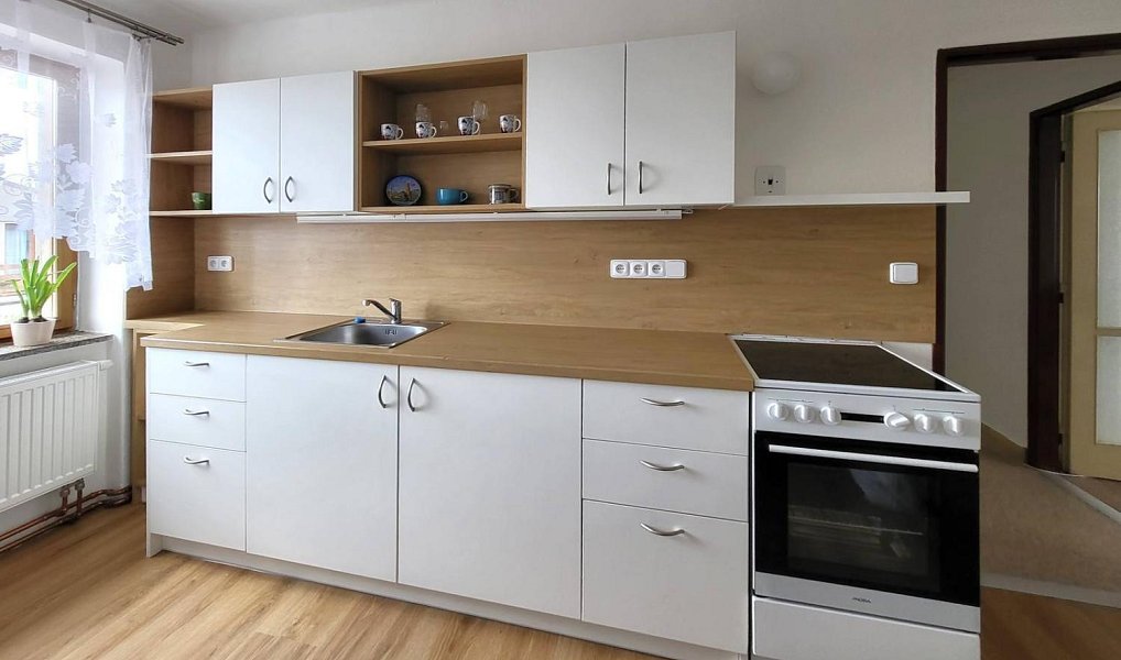 Pronájem bytu 2+1 60 m², Slatiňany – náhled fotky 8