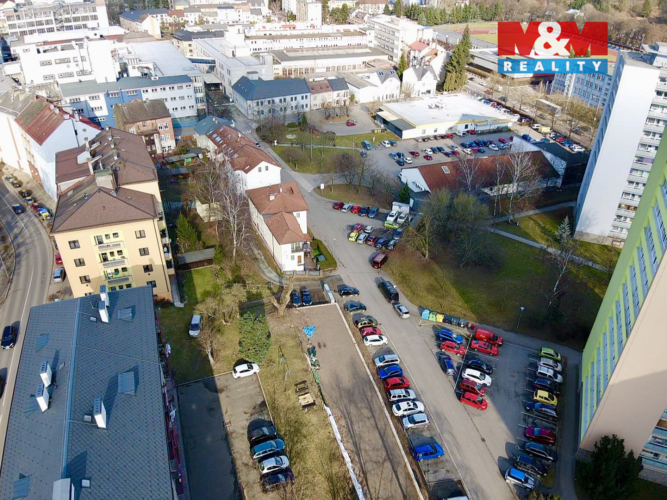 Pronájem parkovacího stání v náchodě — photo 2