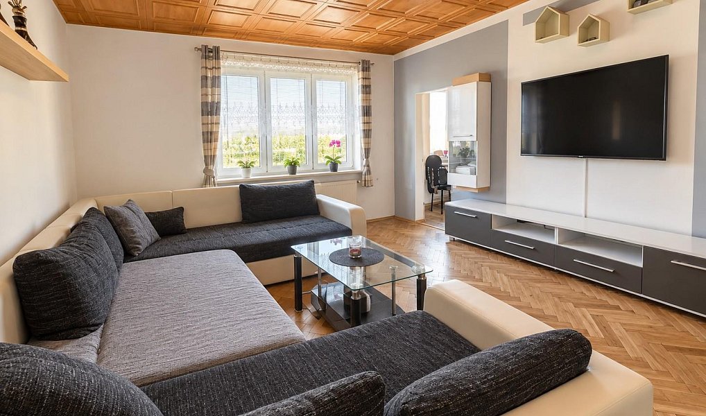 Pronájem bytu 2+kk 59 m², Duchcov – náhled fotky 2