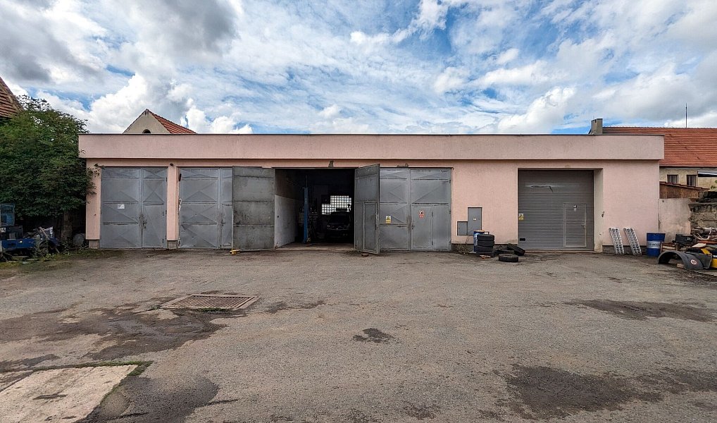 Prodej domu 900 m² s pozemkem 1 315 m², Kravaře – náhled fotky 19