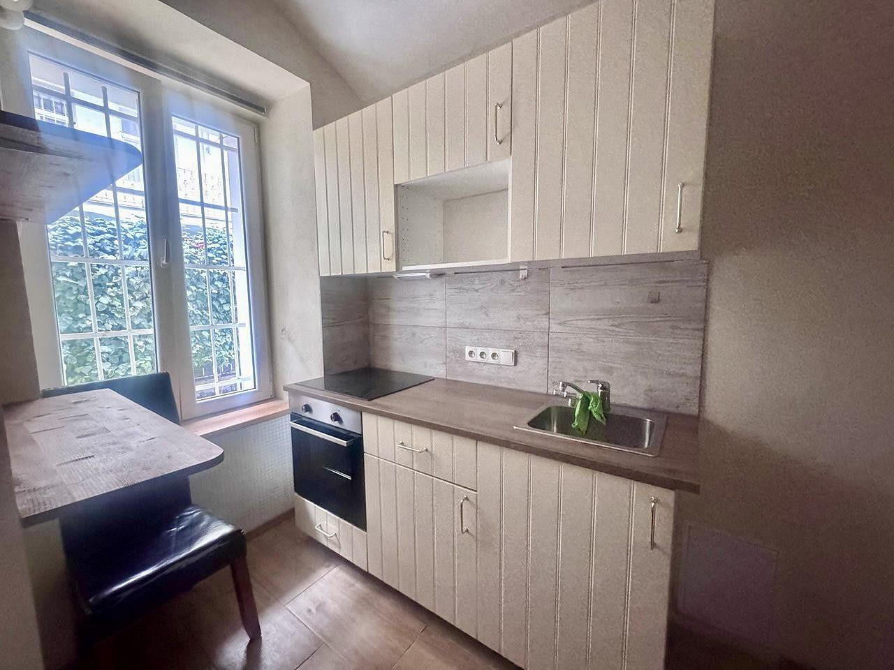 Pronájem bytu 1+1 40 m²
