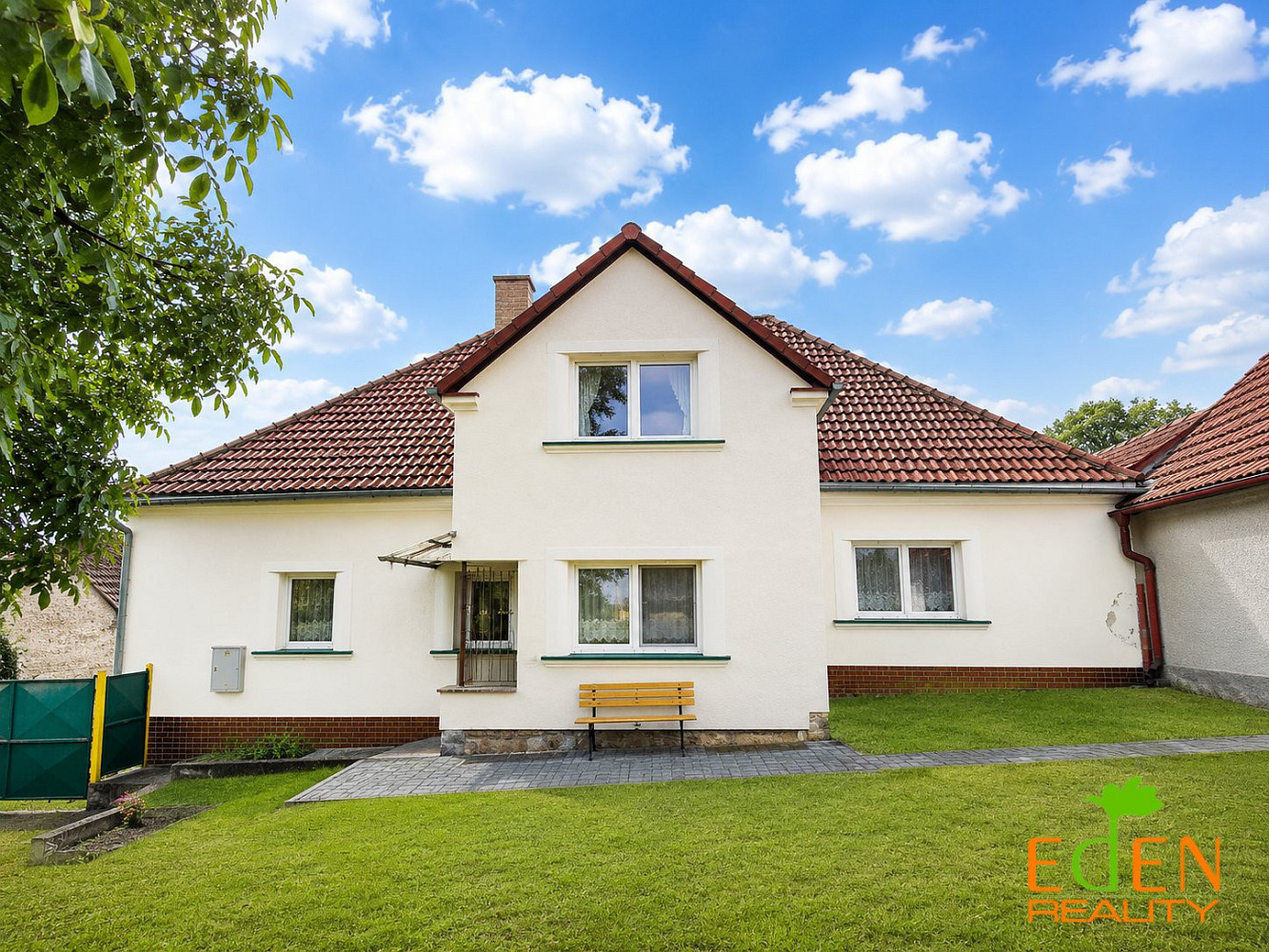 Prodej domu 175 m² s pozemkem 4 223 m²