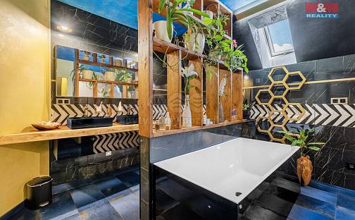 Prodej domu 232 m² s pozemkem 2 555 m², Velké Chvojno - Mnichov, okres Ústí nad Labem