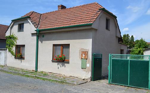Prodej domu 125 m² s pozemkem 328 m², Spojovací, Dřísy, okres Praha-východ