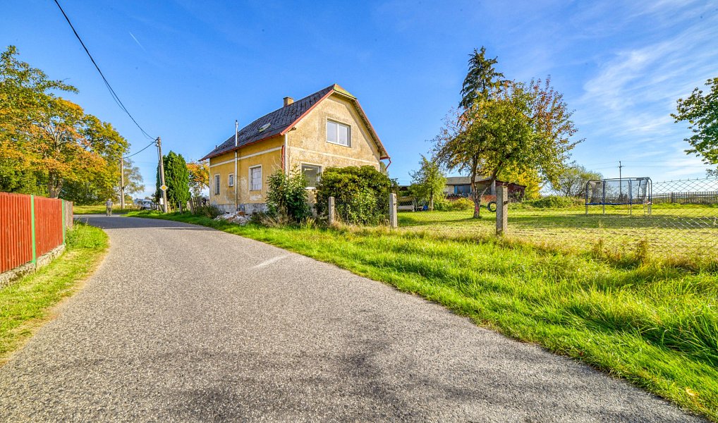 Prodej domu 203 m² s pozemkem 882 m², Hranice – náhled fotky 4