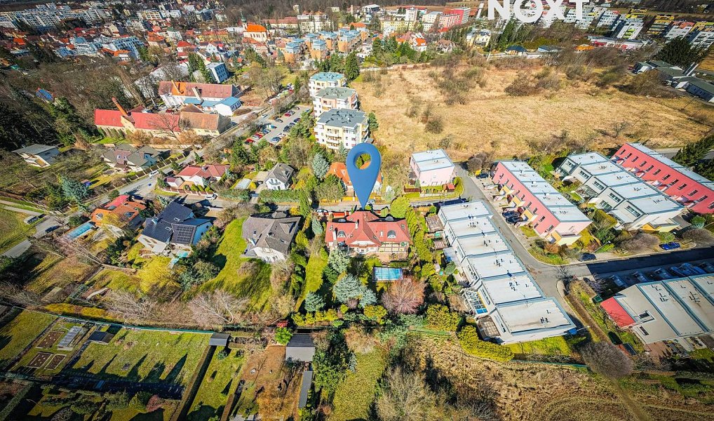 Prodej domu 420 m² s pozemkem 1 542 m², Praha – náhled fotky 3