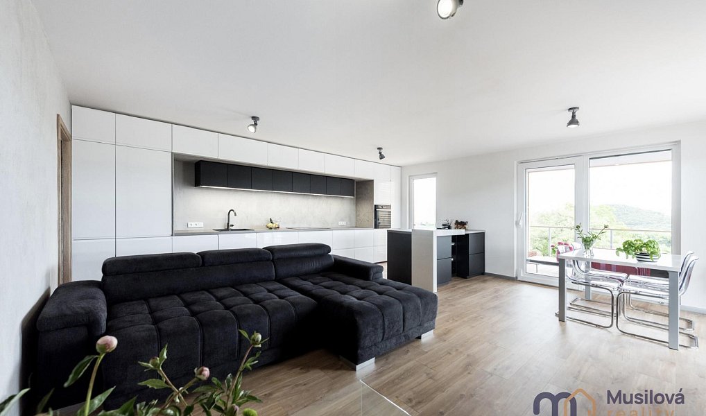 Prodej domu 175 m² s pozemkem 635 m², Bílina – náhled fotky 5