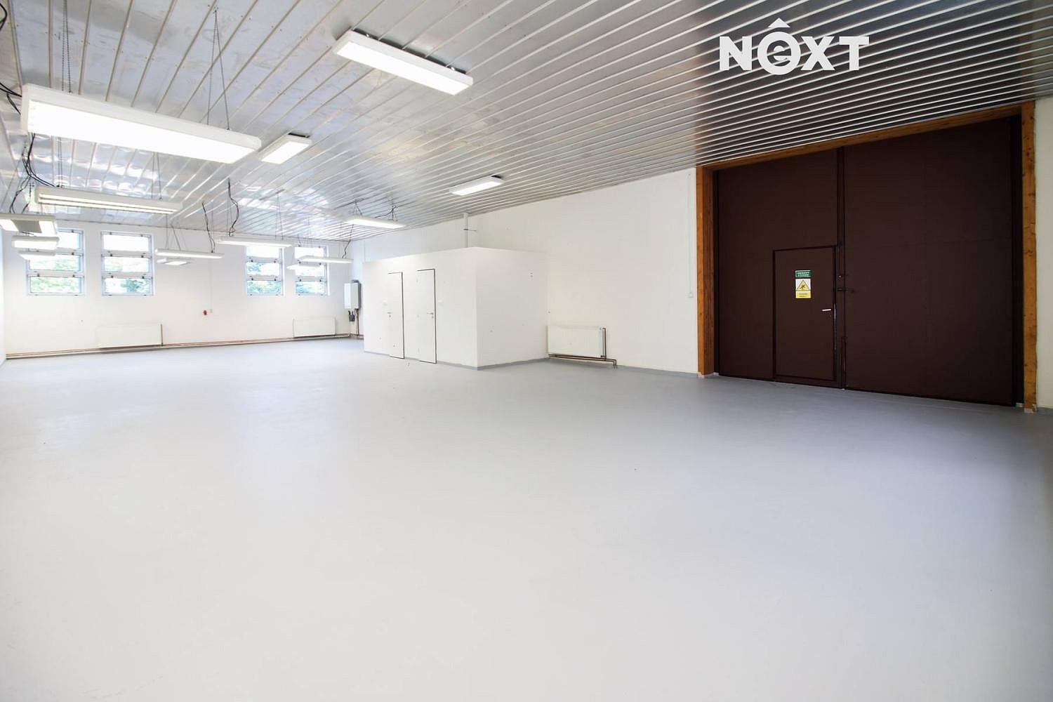 Pronájem skladovacích prostor 276 m² – fotografie 3
