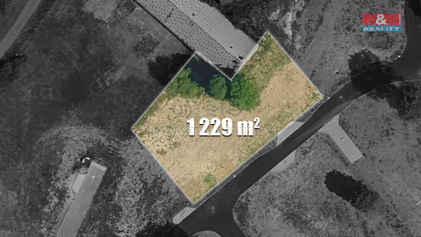 Prodej stavebního pozemku 1 229 m²