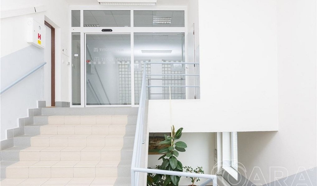 Pronájem kanceláře 549 m², Písek – náhled fotky 27