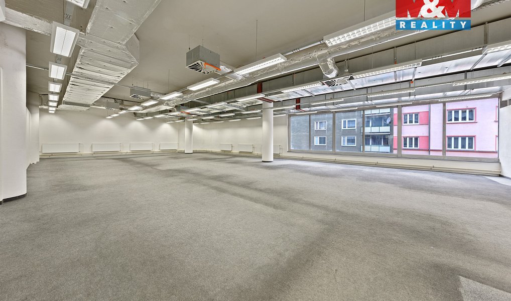 Pronájem obchodních prostor 230 m², Děčín – náhled fotky 2