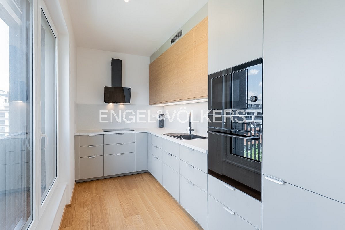 Pronájem bytu 2+kk 60 m² — photo 2